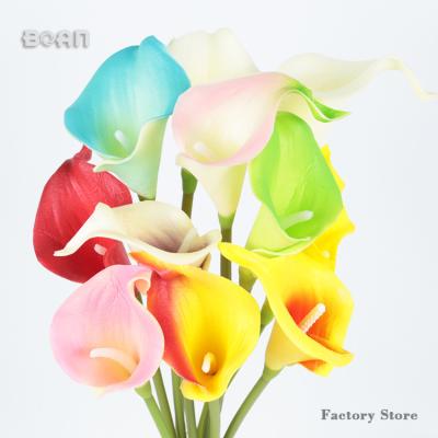 China With Perfume Artificial Silk Flower Calla Lily Wall Backdrops For Wedding Engagement for sale