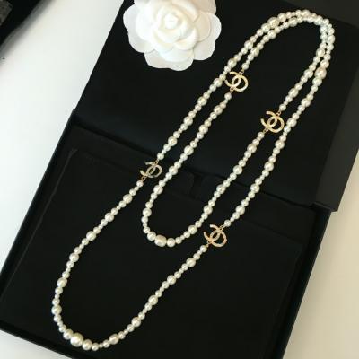 China Famous FASHIONABLE Letter G cc Necklace Women Crystal Rhinestone Luxury Hoop Earrings Brand Designer for sale