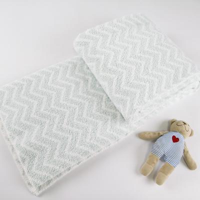 China New Design Chevron Color Non-Toxic Classic Nude Fluffy Plush Yarn Knitted Baby Blanket For Stroller Newborn Gift for sale