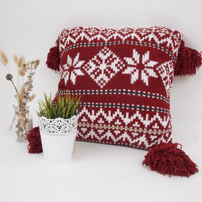 China Non-Toxic Fast Shipping Snowflake Chenille Knitted Christmas Cushion Cover For Home Decoration With Tassels for sale