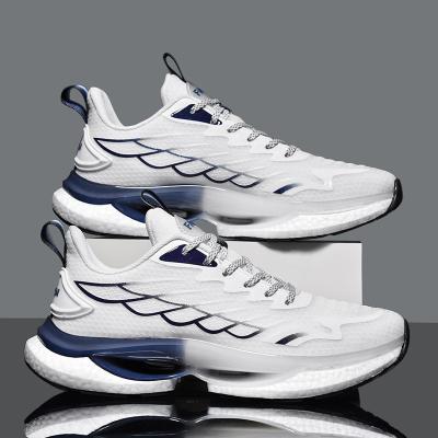 China 2023 fashion trend spring plus size sports shoes wholesale fashion casual men's shoes running shoes for sale