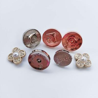 China Fashion Sustainable Wholesale Custom Jeans Dress Metal Buttons for sale