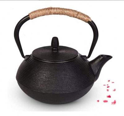 China Wholesale Private Brand Viable Teapot Maker Tetsubin Japanese Tea Kettle Black Logo TeaPot Gift Cast Iron for sale