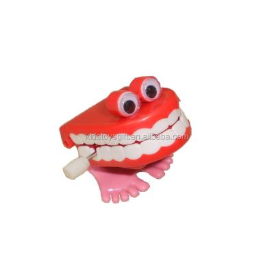 China Novelty Plastic Children Wind Causing Teeth Children Toy 4.5CM for sale