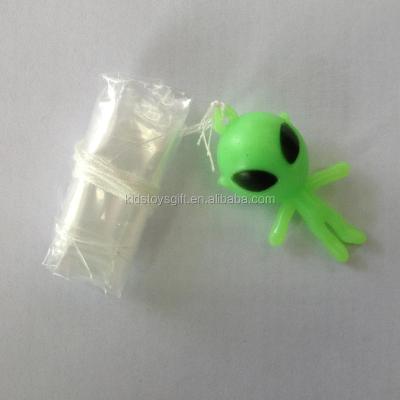 China Promotional PVC Glow-in-Dark Alien Parachute Toy / Plastic Parachuting Alien Toy, Capsule Toy for sale