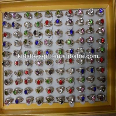 China 2013 fashion metal plastic rings toys with diomand for capsule for sale