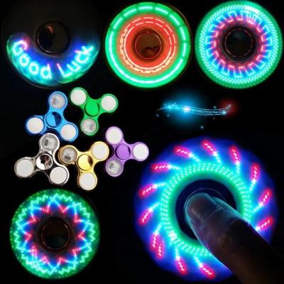 China Metal LED Light Top Spinner Spinner Hand Spinners Glow in the Dark Light EDC Figet Spiner Finger Trigger Toys for sale