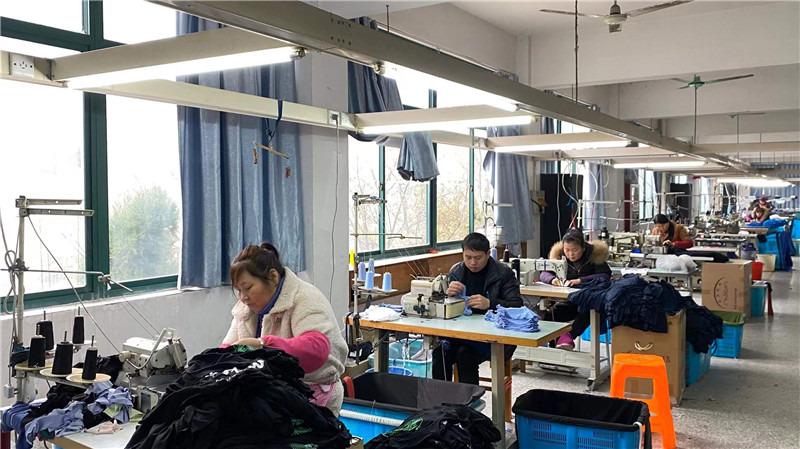 Verified China supplier - Zhejiang Tianyue Garment Co., LTD.