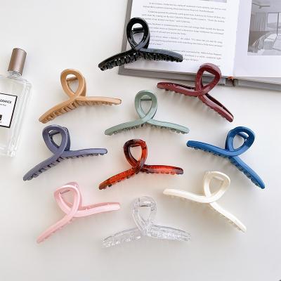 China Fashion DOWELL Hair Claw Clips Korean New Arrival Simple Stylish Simple Transparent Plastic Hair Clips Large for sale