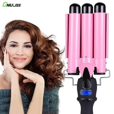 China High Quality Ceramic Pink Professional Curling Iron Machine Hair Crimper Hair Hesitate 3 Barrel Adjustable Automatic Hair Curler for sale