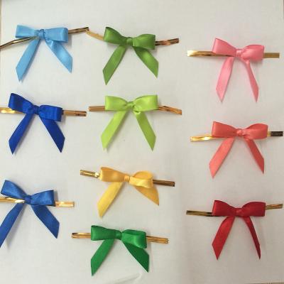 China Elastic Pre-made Wrapping Satin Ribbon Bow With Elastic Loop Twist / Gold for sale