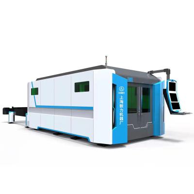 China Full Pallet Fiber Laser Cutting Machine 2-4KW Water Cooled Closed CNC Laser Metal Cutting Machine for sale