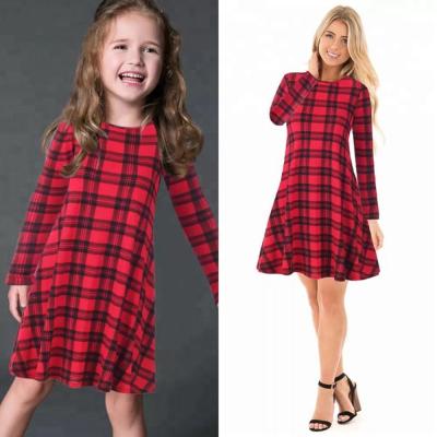 China MY-206 Mommy and Me Anti-Static Matching Set Santa Claus Print Mom Christmas Dress Outfit Long Sleeve Midi Dress and Girl's Christmas Dress for sale