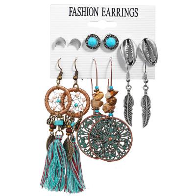 China Bohemian Drop Earrings and Studs Drop Shipping Long Quick Dreamy Feather Catcher Set For Women for sale