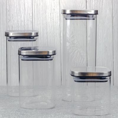 China China Manufacturer Airtight Microwavable Decorative Kitchen Snack Large Clear Glass Storage Jar With Airtight Lid for sale