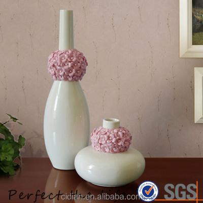 China SNAP CAKE CAKE Plant Custom Elegant White Flower Ceramic Vase for sale