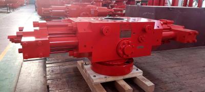 Cina Single Ram BOP Forged type, hydraulic open and close bonnets bottom flanged in vendita