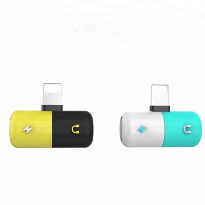 China New Design Mobile Phone Earphone Audio Charger 2 in 1 Adapter for iPhone Splitter for sale