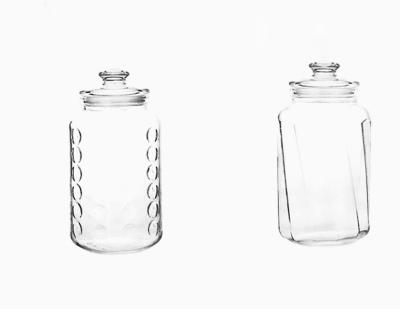 China Modern Promotional Custom Designs Wholesale Glass Jar Glassware Candy Jar for sale