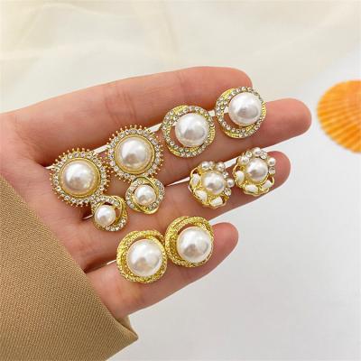 China Hot Selling High Quality Korean Baroque Small Silver 925 Sterling Mother Jewelry Freshwater Drop Hoop 18k Gold Plated Women Pearl Earrings for sale