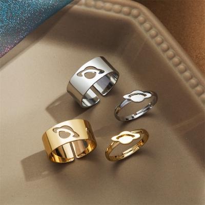 China High Quality New Hot Sale Couple Rings Gold Sets Minimalist Ring Set For Lover Metal Women Flying Saucer Jewelry for sale