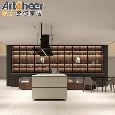 China Embalaje de correo N gabinete de cocina con unidad de madera gabinete de pared e isla en color blanco en venta