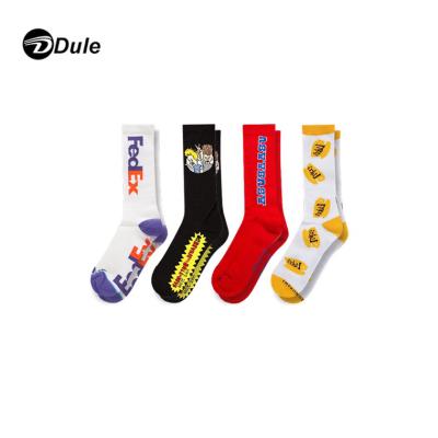 China OEM Sustainable Designer White Black Custom Design Mens Crew Sock With Logo Custom Bamboo Cotton Sport Socks With Your Own Logo For Women for sale