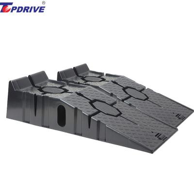 China Auto Repair Tools 2.5 TON PLASTIC CAR RAMP for sale