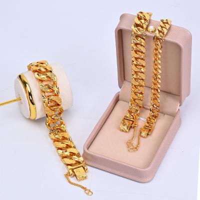 China Women Paper Clip Cuff 14k 18k Gold Filled Plated Bracelet Car Flower Frosted Chain Bracelet Safety Copper Bracelet Chains For Jewelry Making for sale