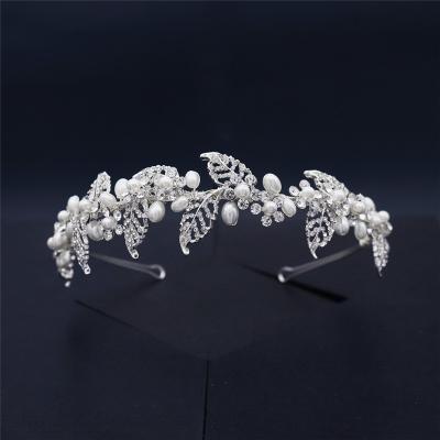 China Soft Pearl+Rhinestone+Alloy Pearl Rhinestone Leaf Bridal Tiara Hairband Luxury Hair Accessories Wedding Headband For Women Girl Feast Photo Studio for sale