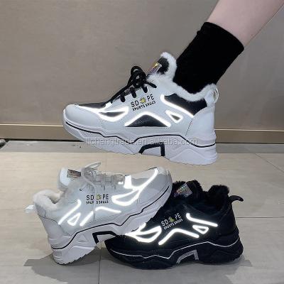 China 2020 new fashion trend women comfortable sneakers wholesale cheap casual walking sports shoes made in china for africa for sale