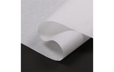 China 100 g/m2 120 g/m2 Papel Kraft blanco Papel de embalaje blanco para sobres en venta