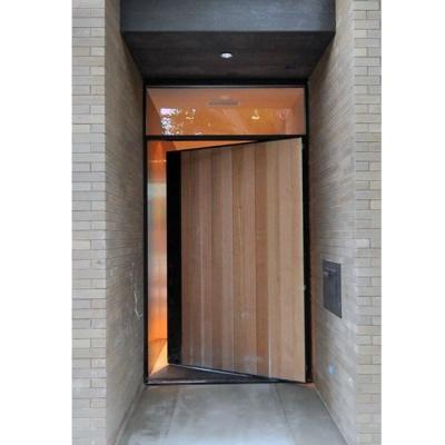 China Large Size Waterproof Waterproof Modern Design Solid Wood House Front Entry Pivot Entrance Doors for sale