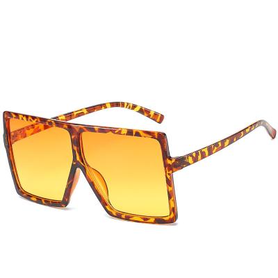 China Fashion Lenses 2022 Best Selling Oversized Square Sunglasses For Personal Colorful Sunglasses Big Fashionable Luxury Women Sunglasses In Stock for sale