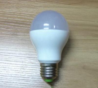 China Residential E27 B22 Led Light Bulbs Aluminum Plastic Energy Saving Led Light Bulbs for sale