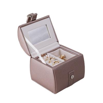 China Morden Portable Leather Jewelry Storage Makeup Cosmetic Box With Mirror Velvet Jewelry Storage Gift Case for sale