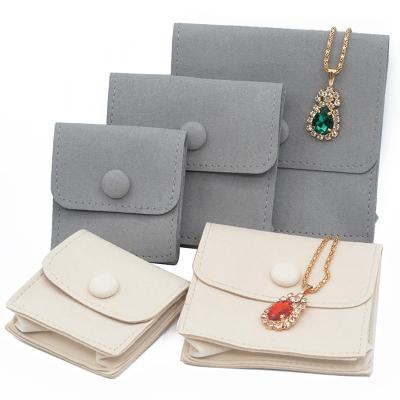 China Elegant Luxury Square Ring Necklace Bag by Gray Velvet Jewelry Storage Bags for sale