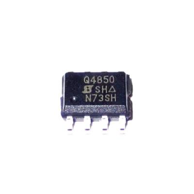 China SQ4850EY-T1-GE3 geïntegreerde schakelingen MOSFET 60V 12A 6.8W AEC-Q101 Vi-Shay VSSAF5M12-M3/I Te koop