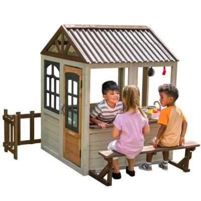 China Easily Assembled Used Outdoor Cheap Kids Play House Wooden Playhouse For Sale for sale