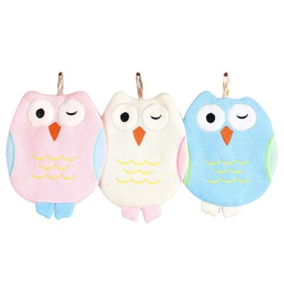 China All Natural Lovely Owl Shape Bath Glove Scrubber for Kids and Adults for sale