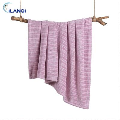 China Anti-pilling Super Soft Polyester Plush Fleece TV Throw Blanket For Home Throw Blanket For Couch for sale