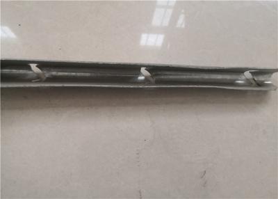 China 3 Strands Hot Dipped Galvanized Barb Wire Extension Arm Barb Wire Support for sale