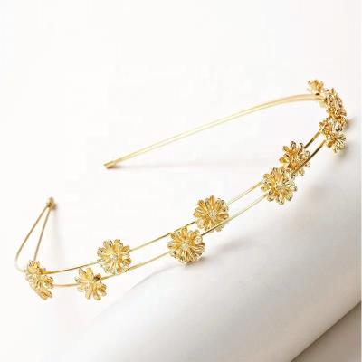 China Fashion Jewelry Rhinestone Fashion Beaded Hairbands Gold Sliver Metal Flower Headbands for sale