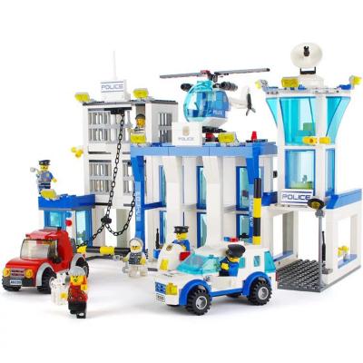 China Toy Building Block Toy City Police Series 870PCS Small People Building Block Set Building Model Educational Children for sale