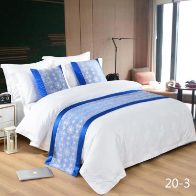 China Nondisposable Solid Bed Cover Scarf Decorative Hotel Collection King Size Bed Runner for sale