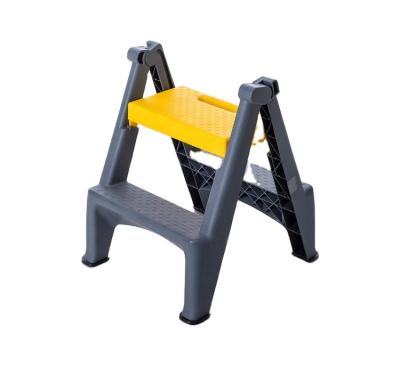 China Factory direct sales of folding ladders, easy to carry folding plastic ladders for home use for sale