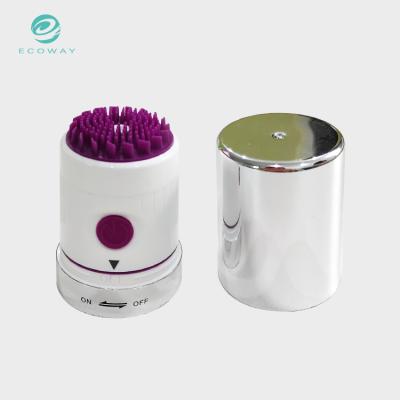 China Vibrating Silicone Brush Applicator Customized Logo Face Wash Soft Plastic Vibrating Silicone Brush Applicator Packaging Tube for sale