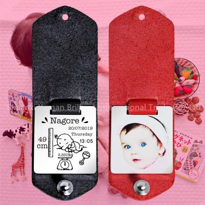 China Hot Popular Key Chain Gift Mom Mother's Day Mini Custom Photo Frame Holder Souvenir Gifts Promotion Personalized Leather Photo Key Chain for sale