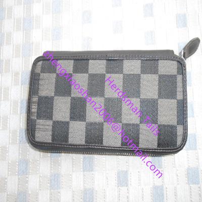 China Beautiful purse and wallet horse hair wallet made of real upholstery horse hair fabric for sale