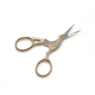 China Low MOQ Professional Soft Trim Nail Pedicure Stainless Steel Eyebrow Trimming Grooming Scissors for sale